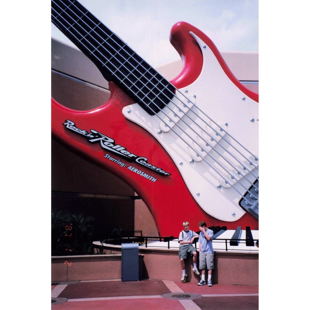 Walt Disney World Rock n Roller Coaster Aerosmith Giant Guitar 4x6 Photo - Picture 1 of 2